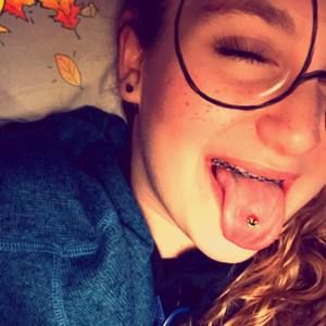 Meet your Posher, Whitney